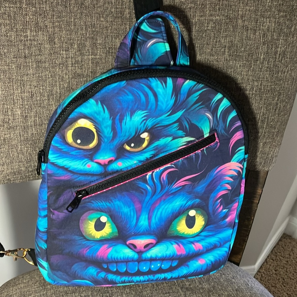 Cheshire Cat Sling Bag Crossbody - Picture 7 of 7